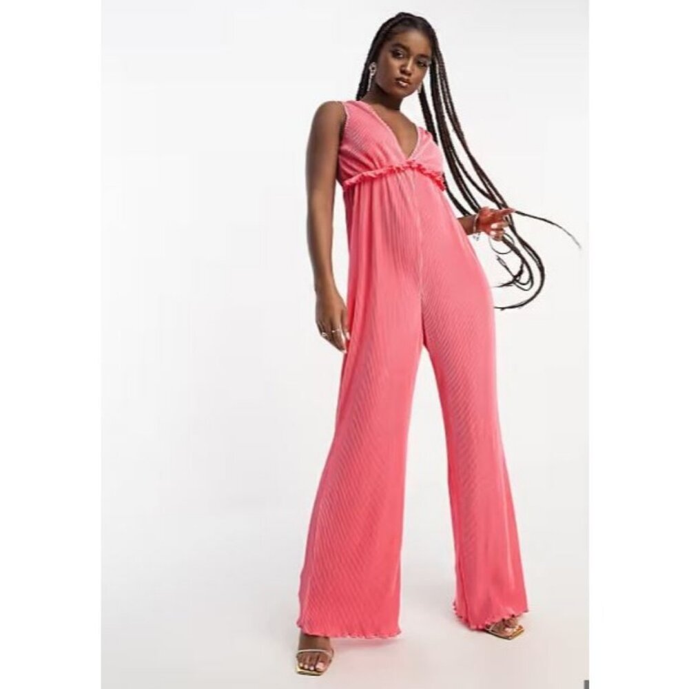 The Frolic Sleeveless Plisse Jumpsuit Size 2X  Coral - EUC!